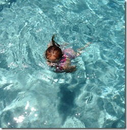 swimminggirl